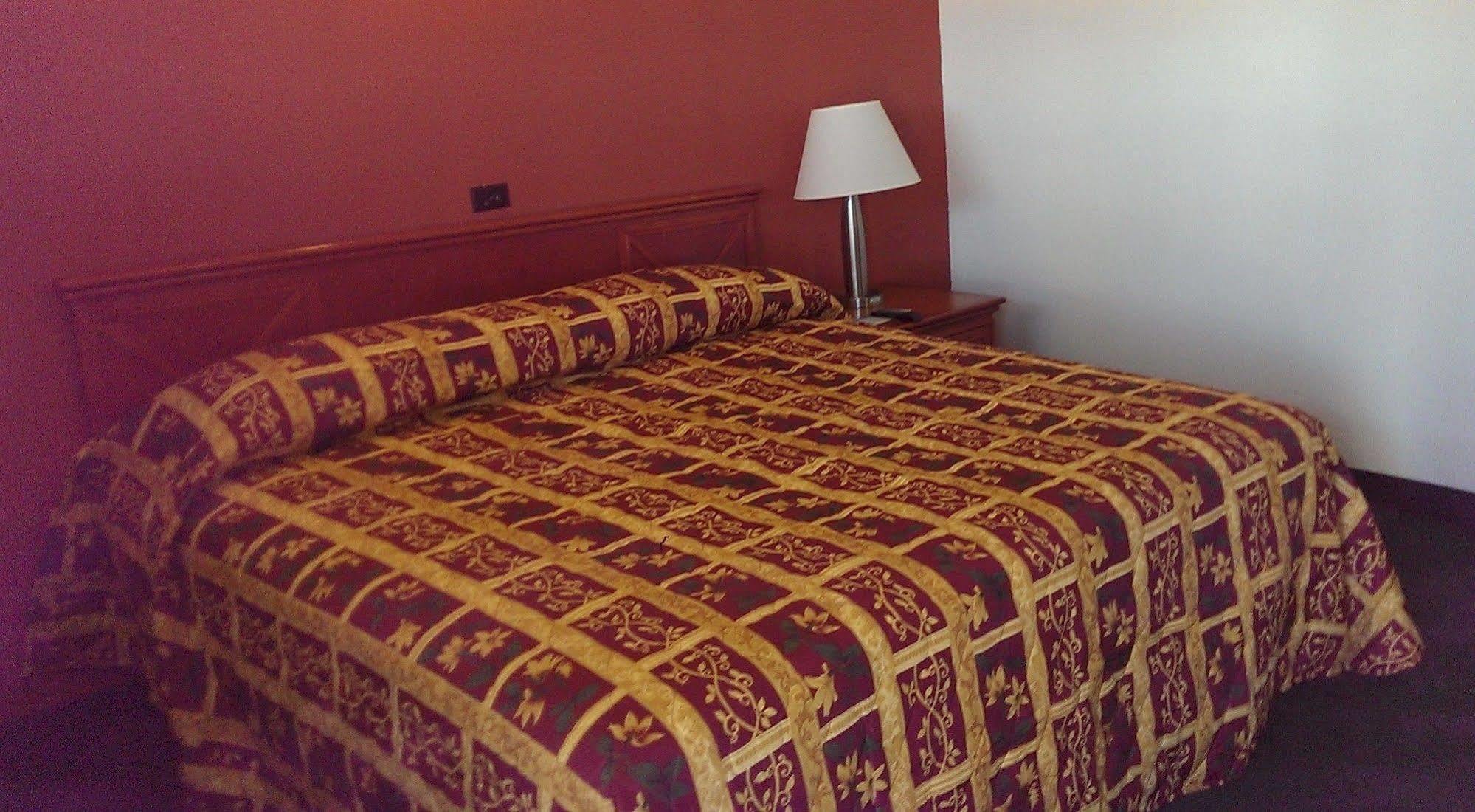 וויצ'יטה Airport Lodge מראה חיצוני תמונה